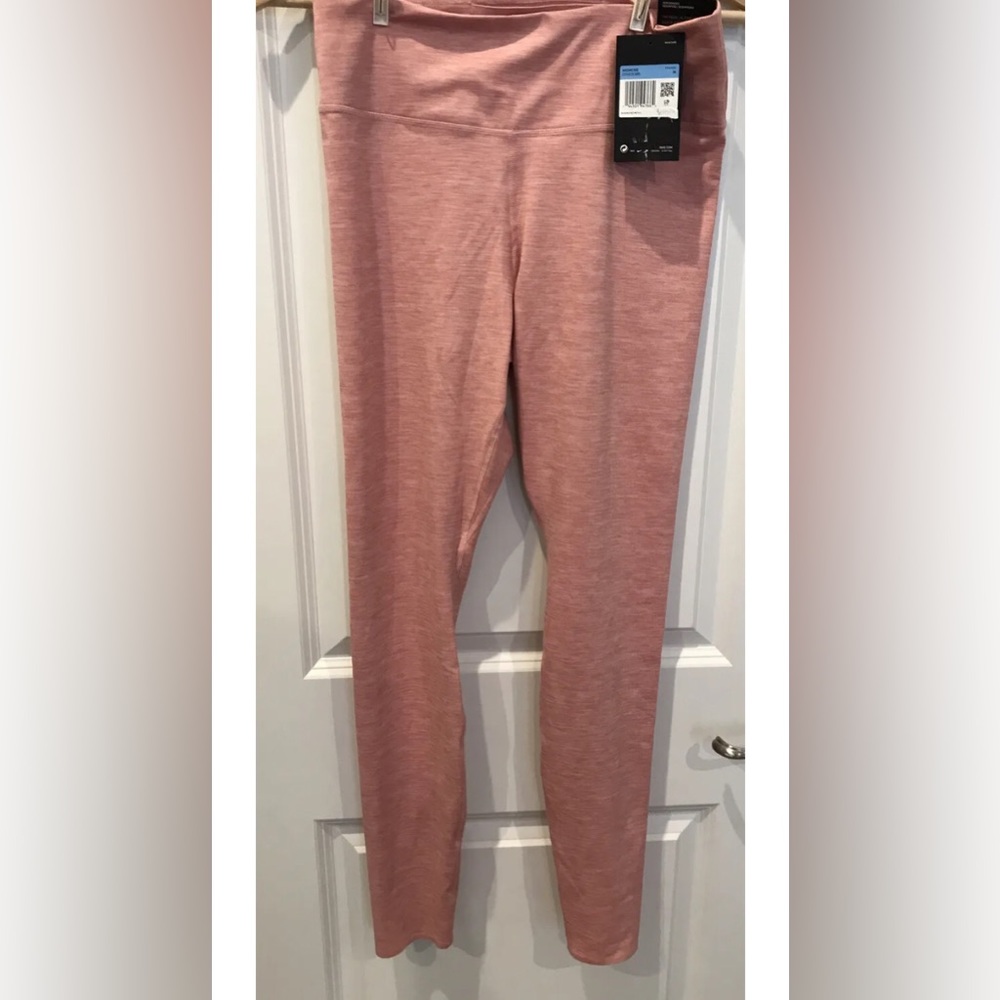 NWT Nike Women Training Leggings. Mid-rise. Full length.